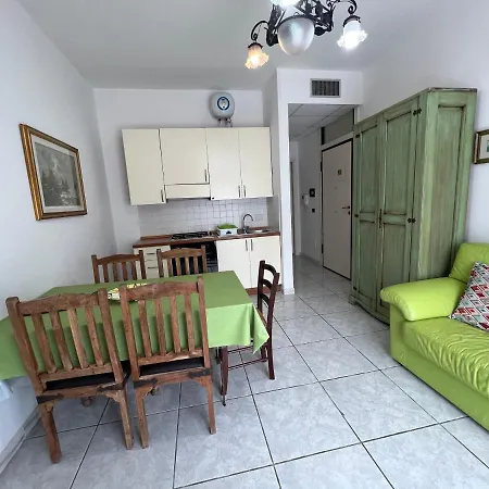 Rossella Apartment